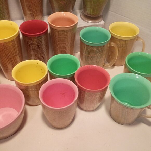 Assorted Lot MCM Raffia/Burlap Melmac Thermal Wear 21 Pieces Varied - Picture 11 of 11